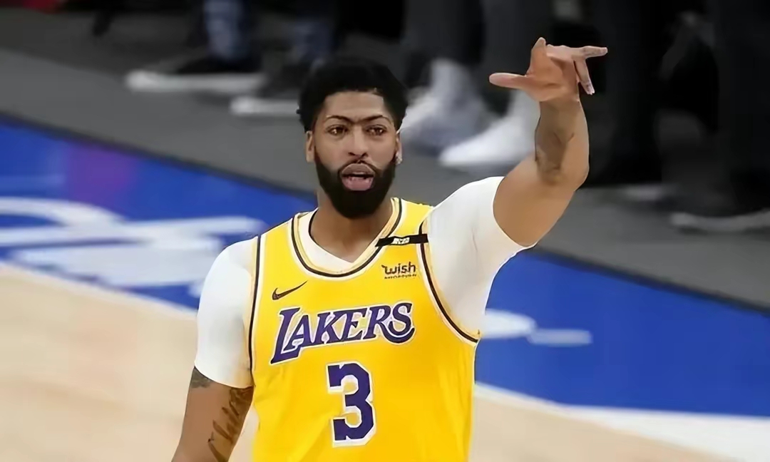 都灵前锋独中二元,带领球队取得胜利的简单介绍 都灵前锋独中二元,带领球队取得胜利的简单介绍