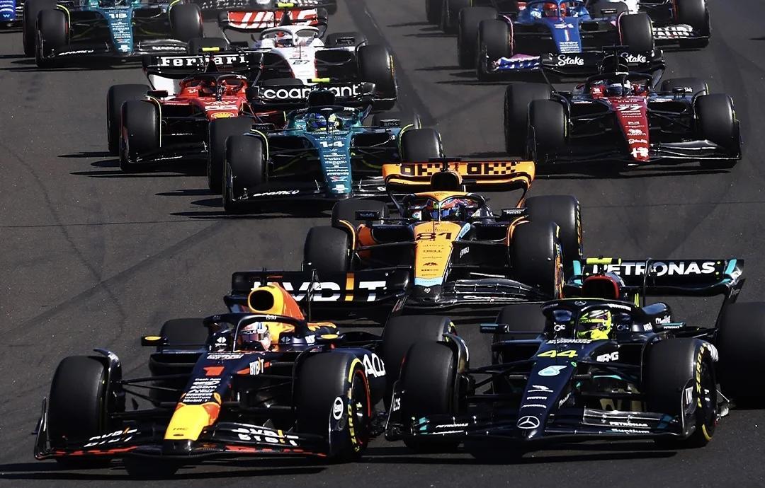 爱游戏体育官网-索伯车队力克红牛二队，汉密尔顿带队取胜