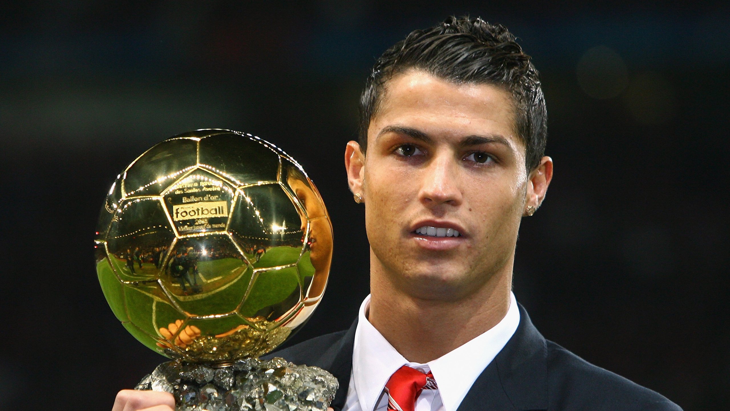 卡瓦哈尔一剑封喉,希腊奇迹夜,当神话照进现实