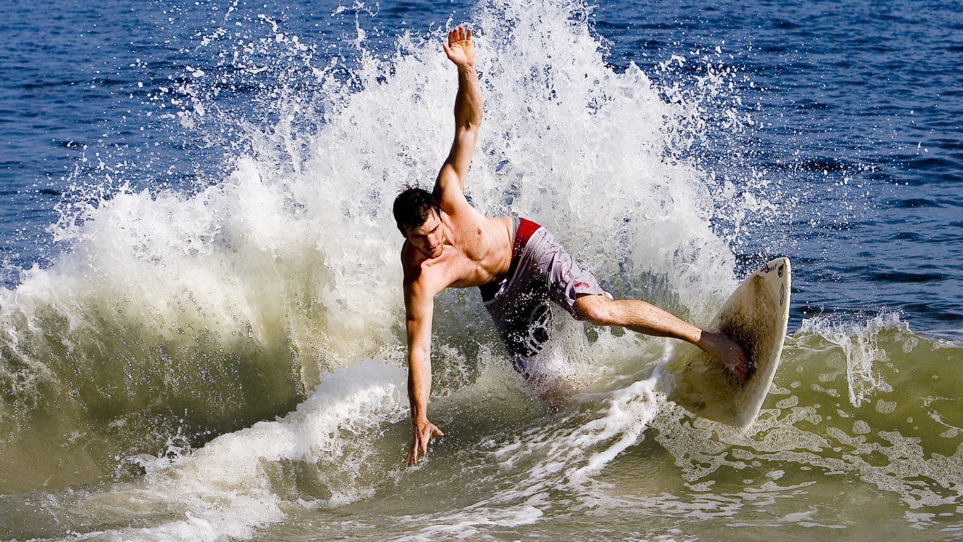 印第安纳的无声惊雷，哈利伯顿冷血三分改写东部格局